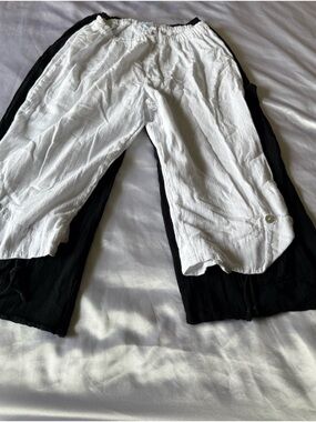 Oh My Gauze! White and Black bundle Lightweight Gauze Pants